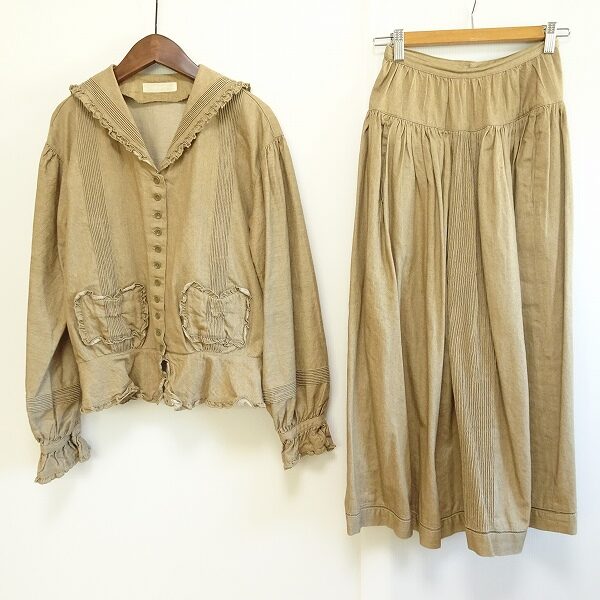 黄みがかったベージュが新しい ピンクハウスのセットアップを買取しました