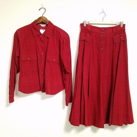 赤色が美しい ヤッコマリカルドのセットアップを買取しました