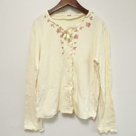 ピンクハウスのカーディガンを買取しました｜柔らかく綺麗なアイボリー