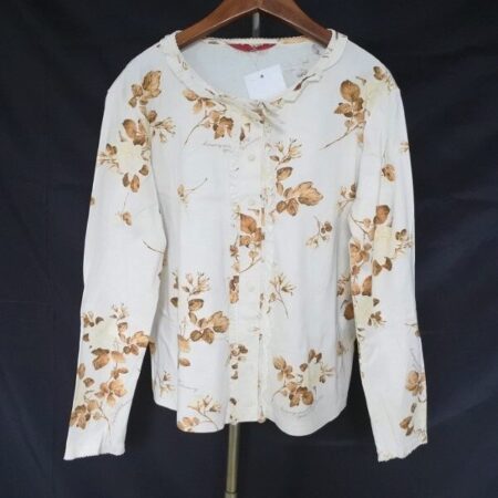 ピンクハウスのカーディガンを買取しました｜張り切り過ぎない花柄が美しい