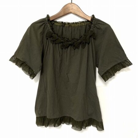 上品婦人になれる ピンクハウスのカットソーを買取しました