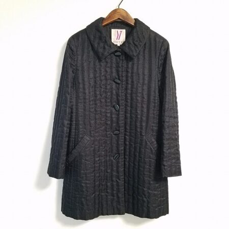 ユキトリイのコートを買取しました｜柔らかくスッキリ決まる