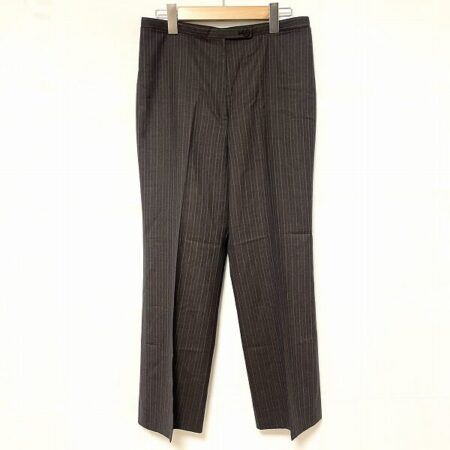 ラインも綺麗なレリアンのパンツを買取しました