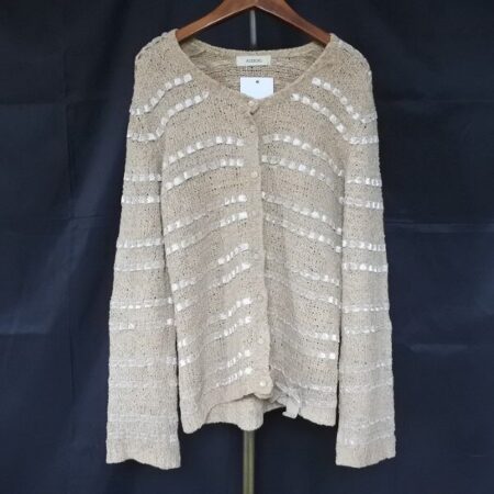 インゲボルグのカーディガンを買取しました｜柔らかくふわっとした印象に