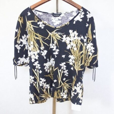 インゲボルグのカットソーを買取しました｜黒色のシャープさもいい