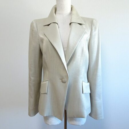 お仕事にもガンガン使って欲しい ベラのジャケットを買取しました