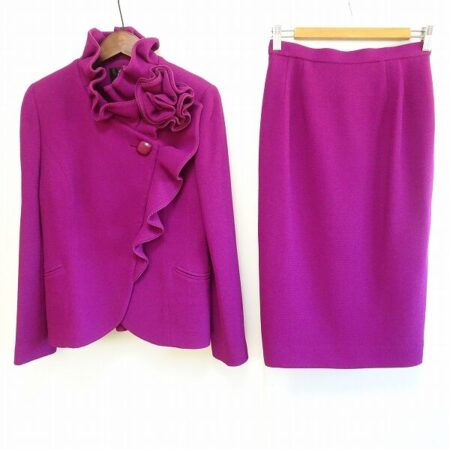 ベラのスカートスーツを買取しました｜綺麗な紫がたまらない