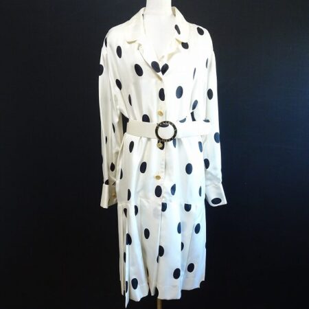 セリーヌのワンピースを買取しました｜ドット柄がさわやか可愛い