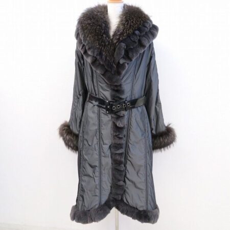 ボリュームとゴージャスさがいい 伊太利屋のコートを買取しました