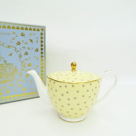 ウェッジウッドのティーポットを買取しました｜可愛らしく繊細