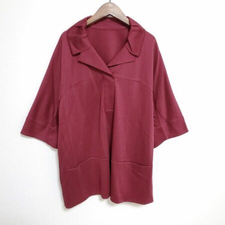 えんじカラーのシャープさに見惚れる レリアンのチュニックを買取しました