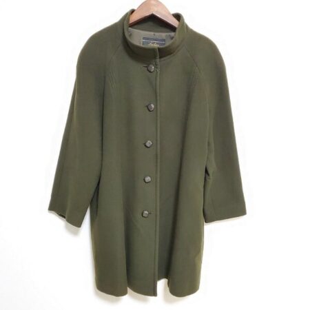 カーキのシャープな感じがたまらない レリアンのコートを買取しました