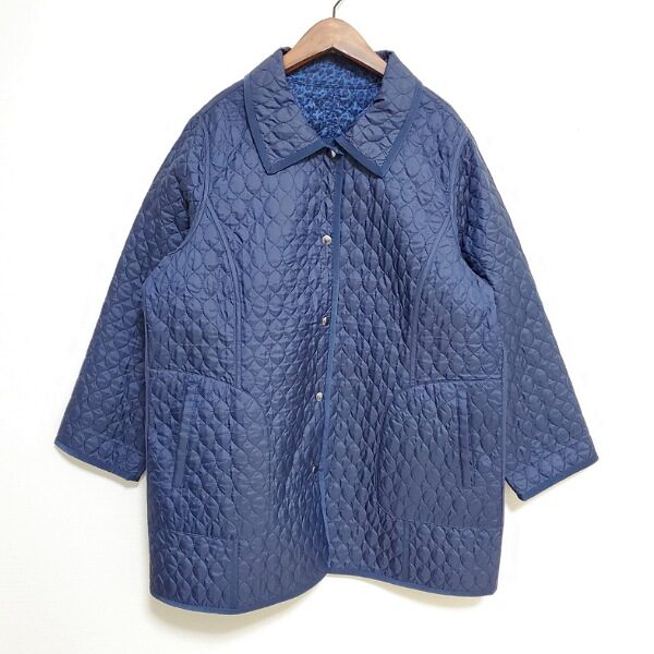 レリアンのコートを買取しました|絶妙なボリューム感