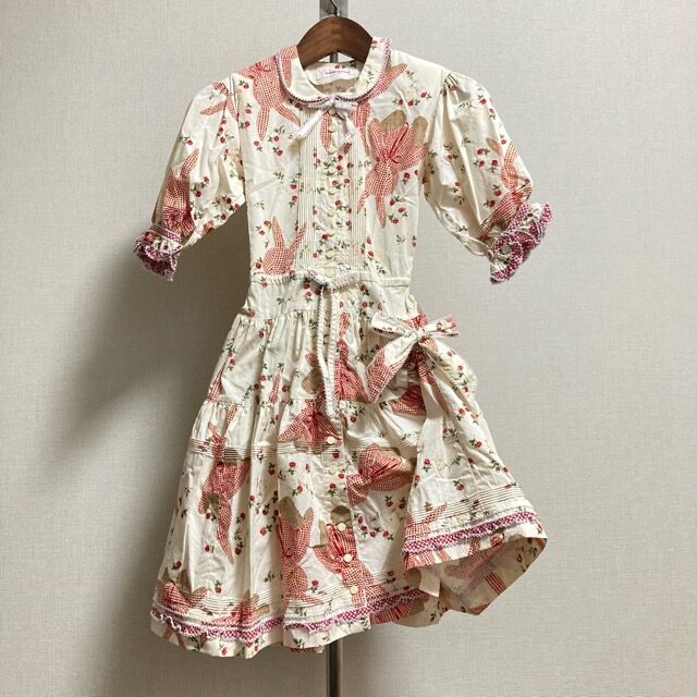 うさぎと花でラブリーに ワンダフルワールドのワンピースを買取しました