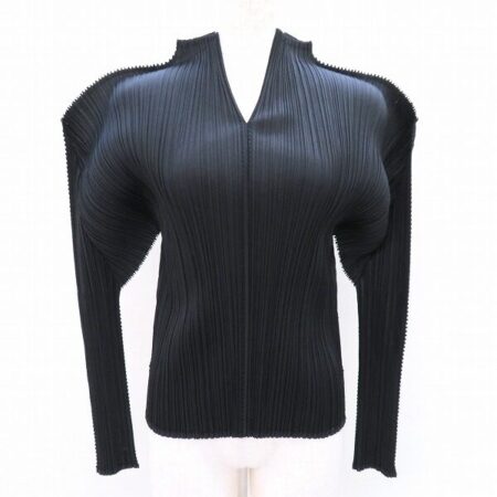 かっこいい見た目に プリーツプリーズのカットソーを買取しました