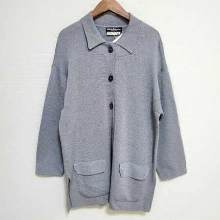 フェラガモのカーディガンを買取しました｜コートみたいな安定感