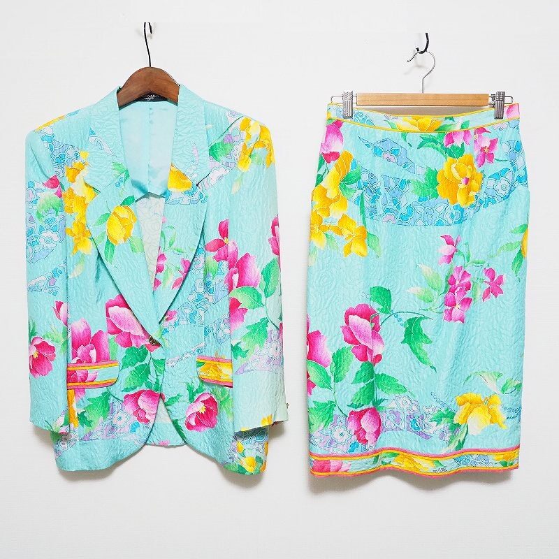 レオナールならではの明るさを感じるスカートスーツを買取しました