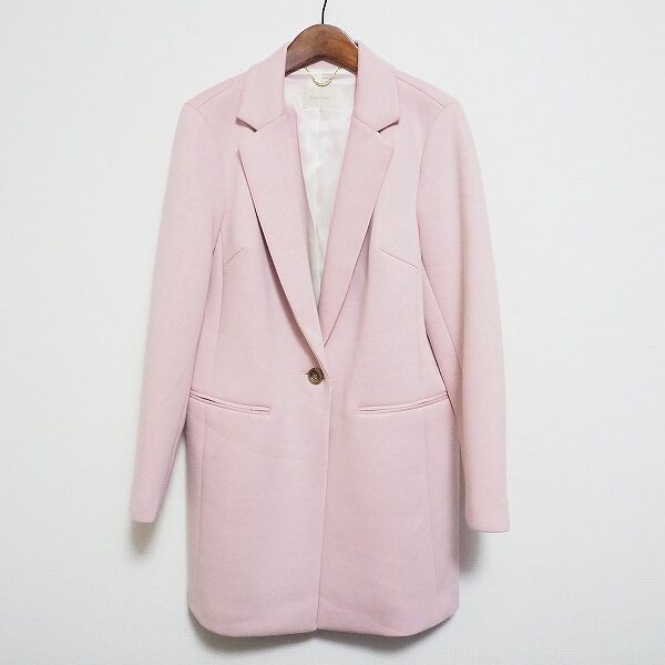 ローズティアラのコートを店頭預り買取にて買取しました