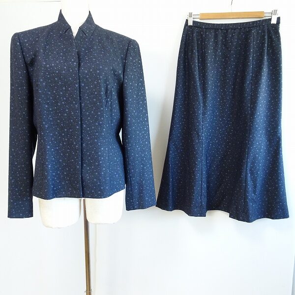 レリアンのスカートスーツを出張買取にて買取いたしました